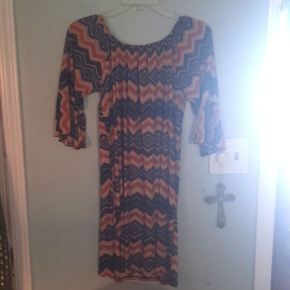 Dress - Picture 2 of 2